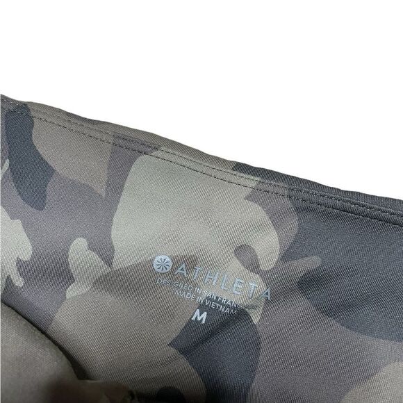 ATHLETA Essex Camo Hybrid Tight Leggings Size Medium - Picture 8 of 8